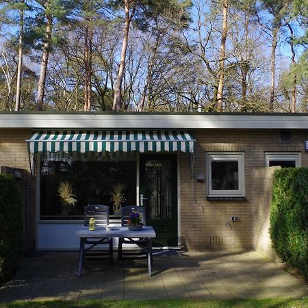 Geschakelde Bungalow Op De Veluwe "De Eekhoorn" Otterlo Extérieur photo