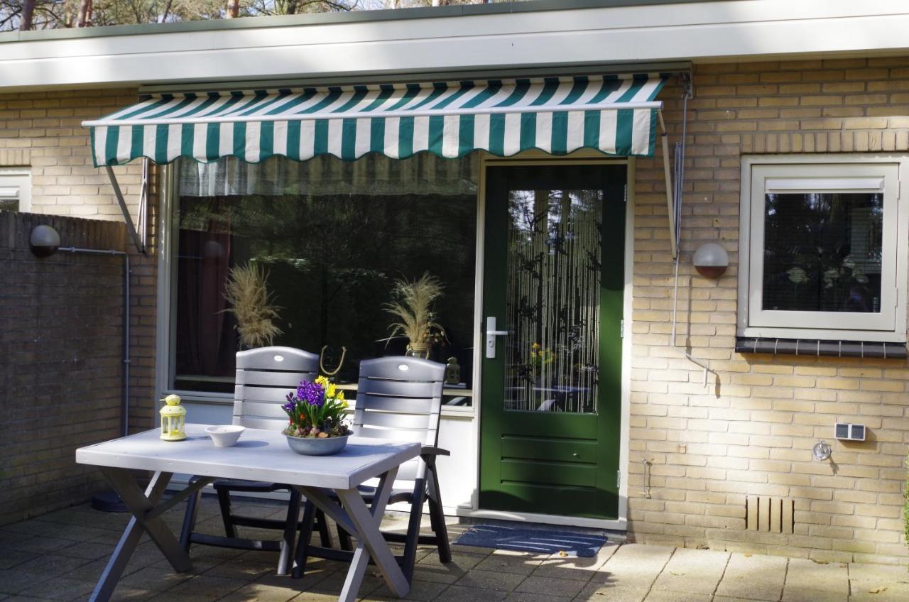 Geschakelde Bungalow Op De Veluwe "De Eekhoorn" Otterlo Extérieur photo