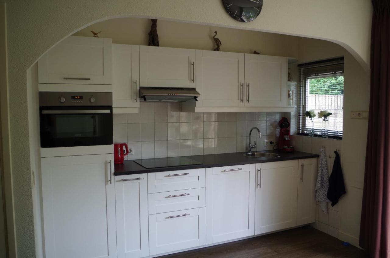 Geschakelde Bungalow Op De Veluwe "De Eekhoorn" Otterlo Extérieur photo